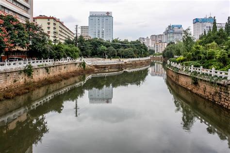 昆明南如何到城裏，論及現代交通與歷史文化之聯繫